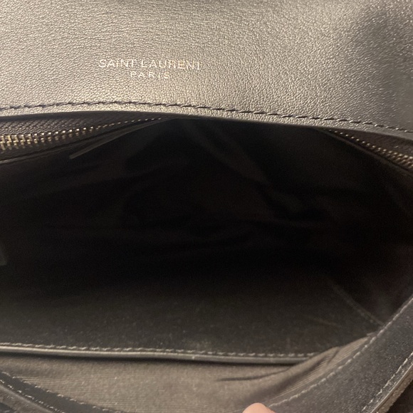 Black suede bag with nice silver chain strap - Picture 7 of 7